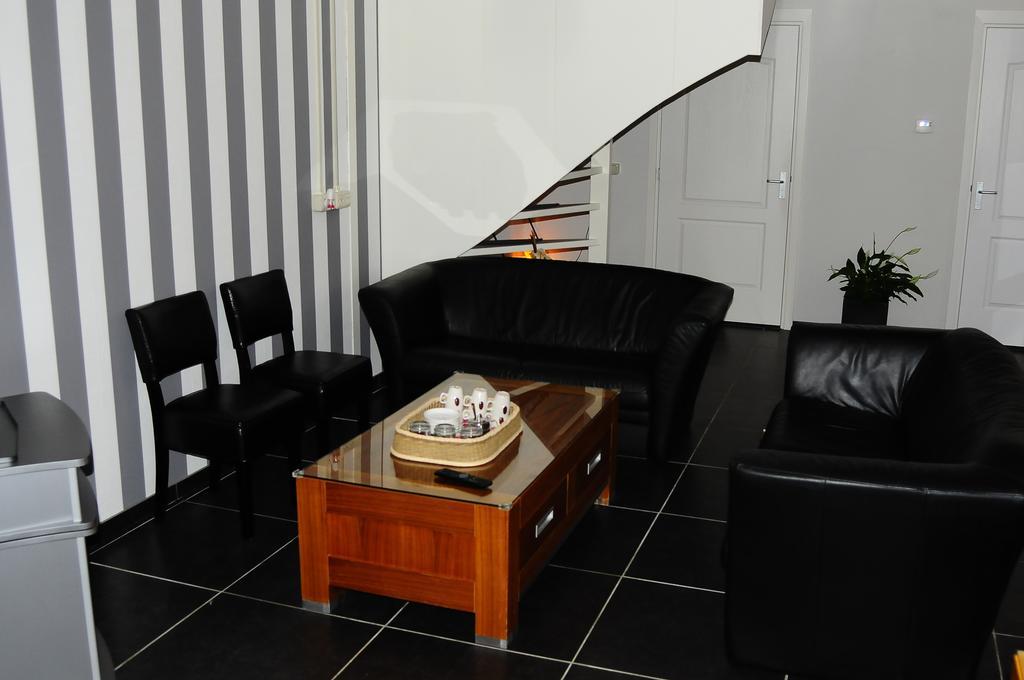 Herkenhoek 3 Bedroom Apartement Heeswijk-Dinther Exteriör bild